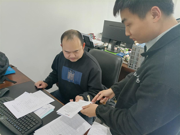 图片4.jpg 图片4.jpg